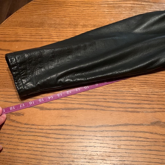 Wilson’s men’s leather coat - Picture 8 of 9